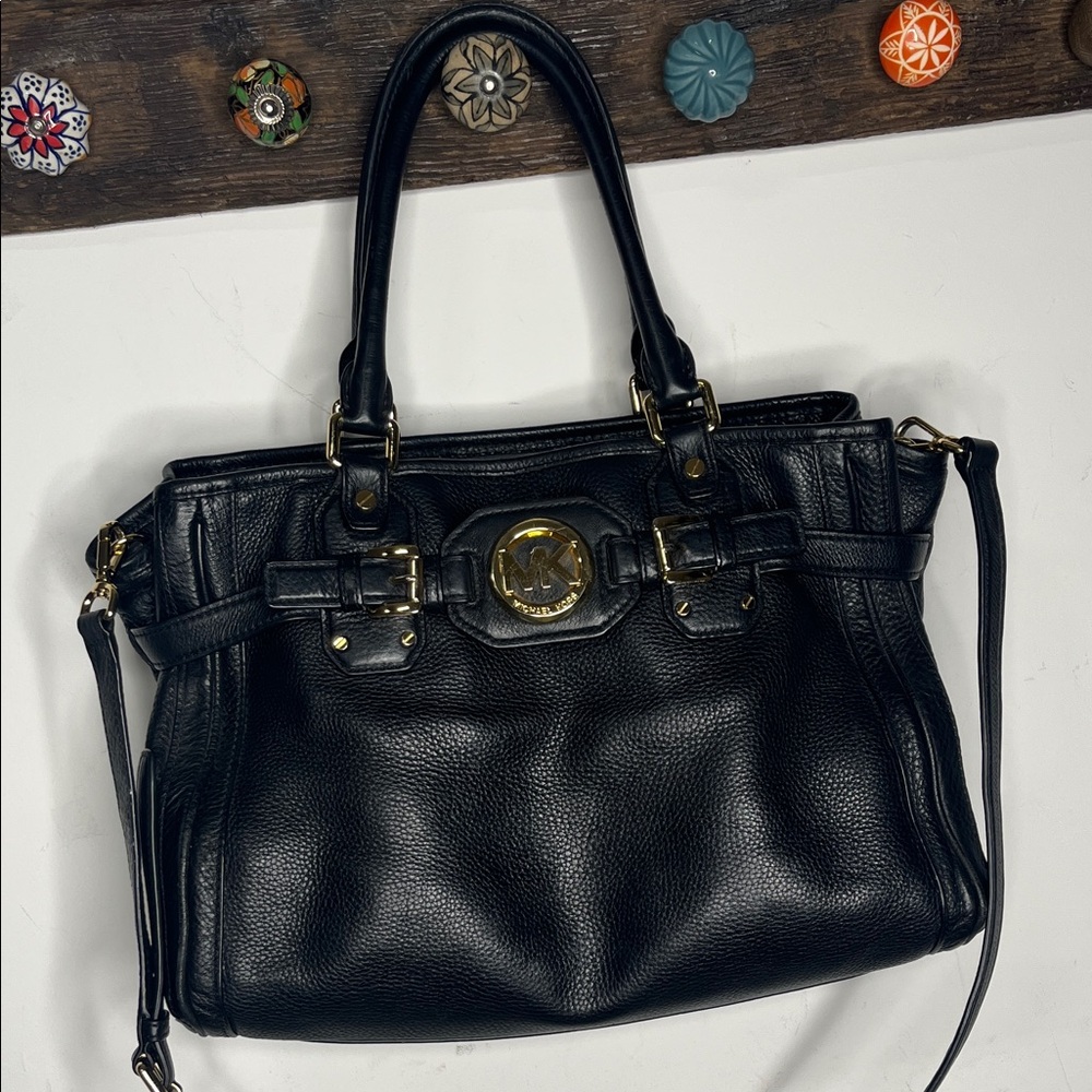 Michael Kors Black leather Hudson Belted Bag with Gold Logo and Hardware